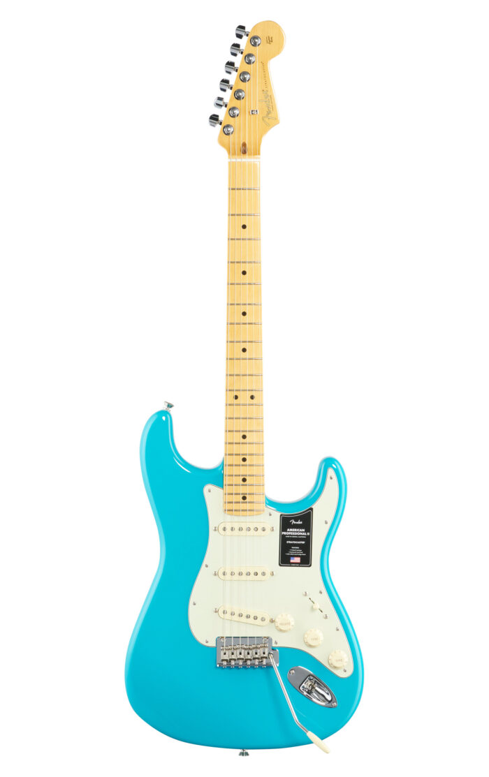 Fender American Pro II Strat MN Miami Blue W/C